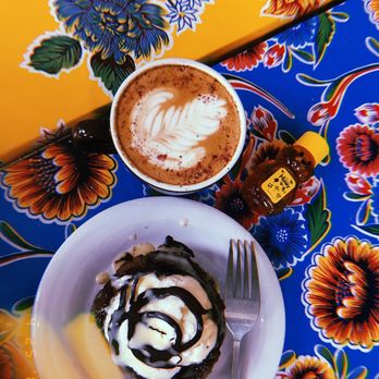 Cocoa Cinnamon - Coffee & Tea Near Me - Durham, North Carolina