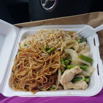 Chung Hing - Asparagus chicken. So fresh and very tasty. Grest deal. - Chinese Near Me - San Diego, California Chung Hing - Asparagus chicken. So fresh and very tasty. Grest deal. - Chinese Near Me - San Diego, California