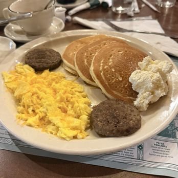 Pancake Pantry - Pancake egg meal - Pancakes Near Me - Gatlinburg, Tennessee