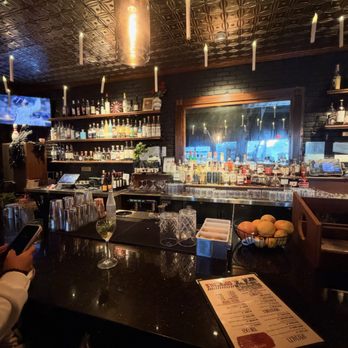 Jethro’s Cocktail Lounge - Bar - Cocktail Bars Near Me - Houston, Texas