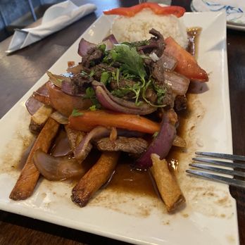 Rosty - Lomo Saltado - Peruvian Near Me - Los Angeles, California