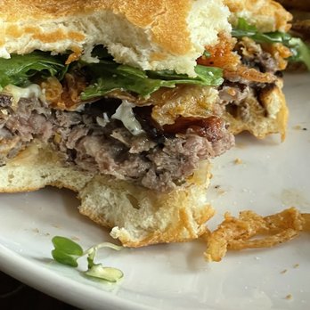 Gallagher's Restaurant - Duck Fat Burger - New American Near Me - Waterloo, Illinois