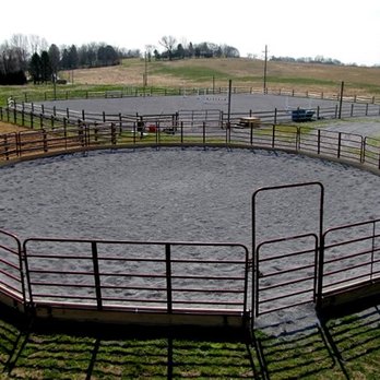 Von Dohren Stables - Horse Boarding Near Me - Fleetwood, Pennsylvania Von Dohren Stables - Horse Boarding Near Me - Fleetwood, Pennsylvania