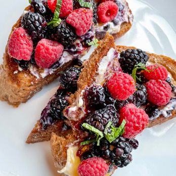 Puttery - Ricotta Toast |Instagram @restaurant_aholic - New American Near Me - Charlotte, North Carolina
