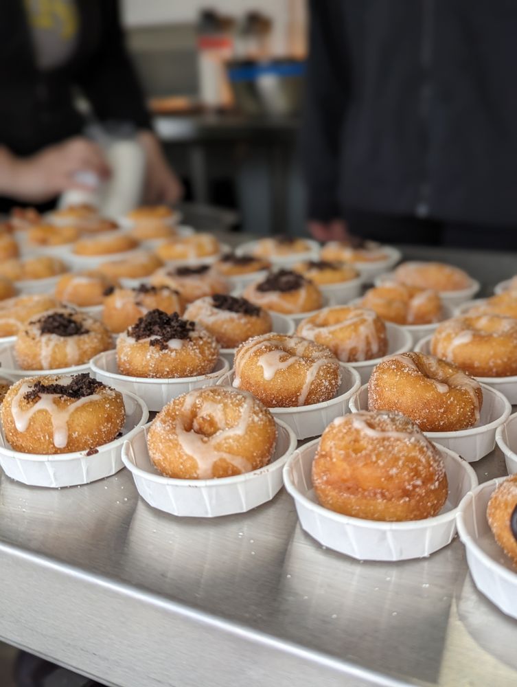 OLLY’S DONUTS Updated September 2024 20 Photos & 11 Reviews Grand