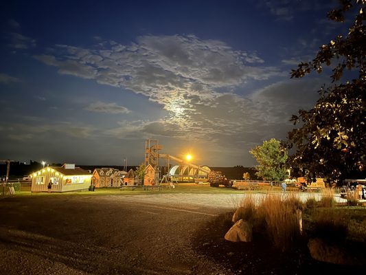 Bloomsbury Farm by null