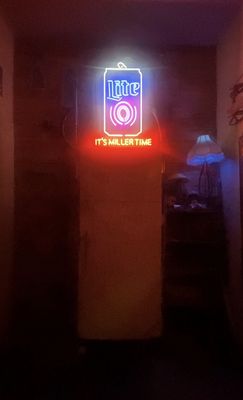 Good Times at Davey Wayne's by null