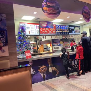 Burger King - Counter - Fast Food Near Me - Carolina, Puerto Rico