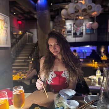 Mrs Fish - Low lights, mellow ambiance - Cocktail Bars Near Me - Los Angeles, California