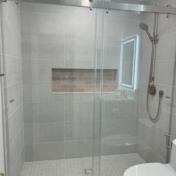 Roy's Builders & Remodeling - General Contractors Near Me