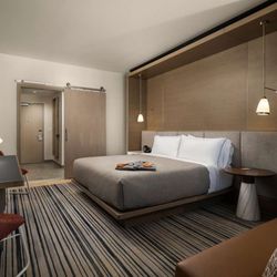 Canopy by Hilton Dallas Frisco Station - Guest room