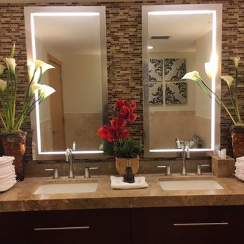 Richelle's Salon and Day Spa - Nice bathrooms. - Hair Salons Near Me - Holladay, Utah Richelle's Salon and Day Spa - Nice bathrooms. - Hair Salons Near Me - Holladay, Utah