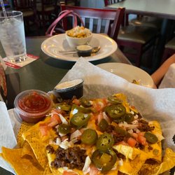 Bubba's Brickyard - Nachos. They are Good.