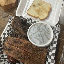 Winners BBQ - 3 Meat Plate, Bread, Rib