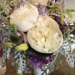 My bouquet a couple days after my wedding still looking great My bouquet a couple days after my wedding still looking great