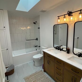 UC Contracting - New light and bright Collingwood bathroom! - General Contractors Near Me UC Contracting - New light and bright Collingwood bathroom! - General Contractors Near Me