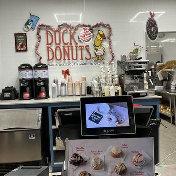 Duck Donuts - Coffee bar/cash register - Donuts Near Me - Jacksonville, Florida