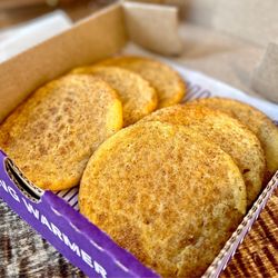 Insomnia Cookies - 6-pack Snickerdoodle Cookies