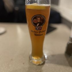 Schwarz's Supper Club - Wheat beer