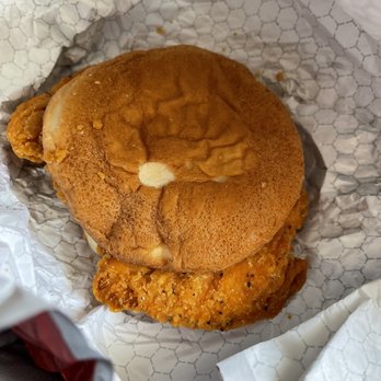 Wendy's - Spicy Chicken Sandwich - Fast Food Near Me - El Paso, Texas