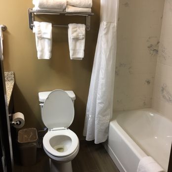 Best Western Kimball Inn - Clean, well stocked bathroom!! - Hotels Near Me - Kimball, Tennessee Best Western Kimball Inn - Clean, well stocked bathroom!! - Hotels Near Me - Kimball, Tennessee