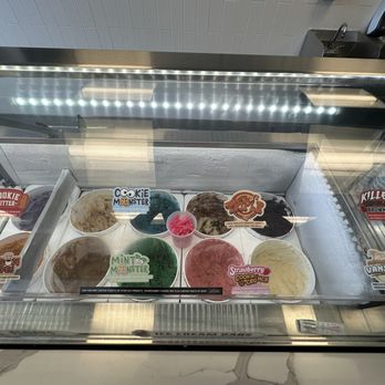Afters Ice Cream - Ice cream flavors IG: @ammysalamii - Ice Cream & Frozen Yogurt Near Me - Los Angeles, California Afters Ice Cream - Ice cream flavors IG: @ammysalamii - Ice Cream & Frozen Yogurt Near Me - Los Angeles, California