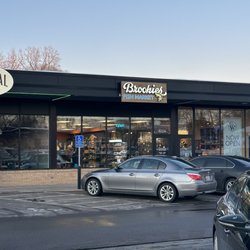 Brookies Fish Market - Front of atore