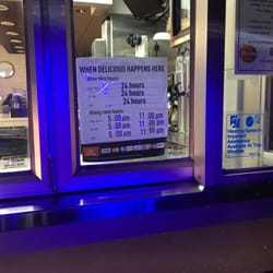 McDonald's - STUPID HOURS DOESNT SHOW TGEIR BREAKFAST TIMES. FAST FOOD MY ASS!