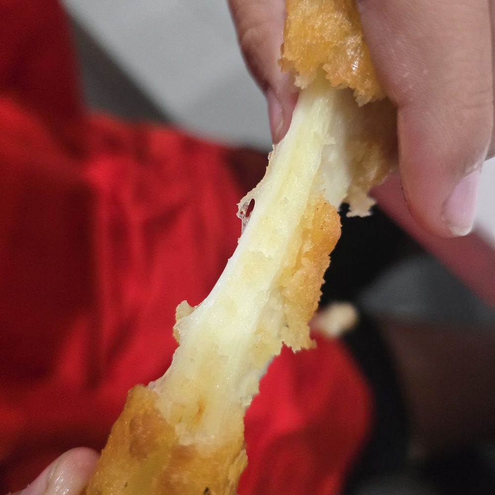 92 Chicken - Cheese sticks has the perfect pulll and the batter is sooo good! - Korean Near Me - Garden Grove, California 92 Chicken - Cheese sticks has the perfect pulll and the batter is sooo good! - Korean Near Me - Garden Grove, California