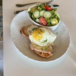 Le Café du Théâtre - 6/6/25 - croque madame with a side salad.