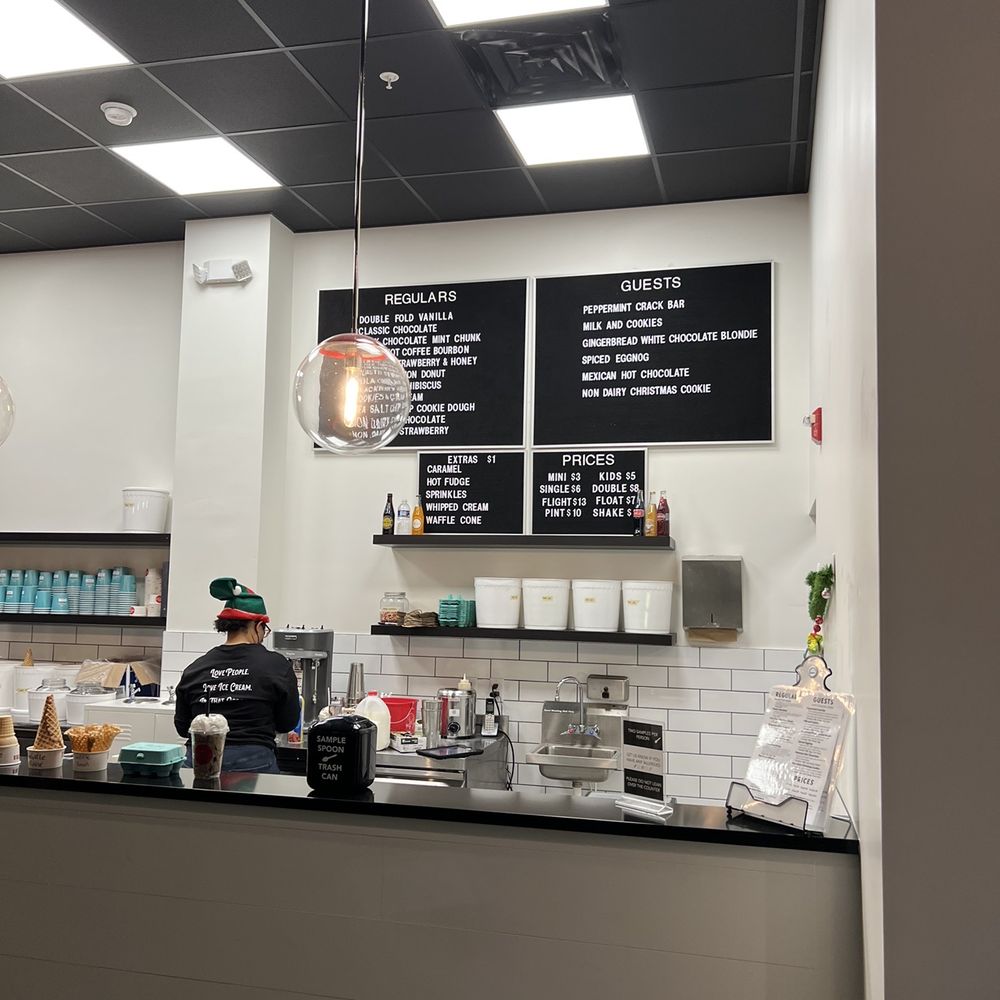 Two Roosters Ice Cream - Order area - Ice Cream & Frozen Yogurt Near Me - Raleigh, North Carolina