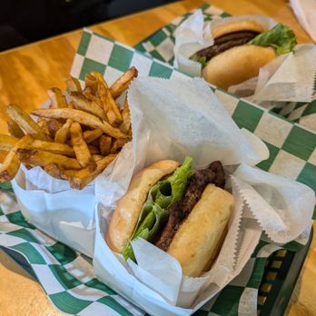 Busy Burger - Single busy burger with fries - Burgers Near Me - Chicago, Illinois