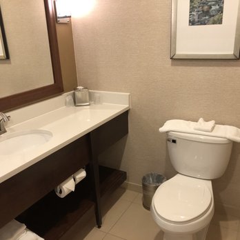 Austin Marriott North - Suite full bathroom - Hotels Near Me - Round Rock, Texas Austin Marriott North - Suite full bathroom - Hotels Near Me - Round Rock, Texas