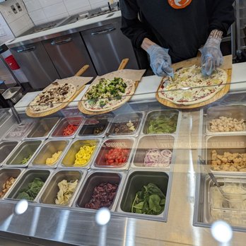 Blaze Pizza - Excellent pizza making! - Salad Near Me - Northridge, California Blaze Pizza - Excellent pizza making! - Salad Near Me - Northridge, California