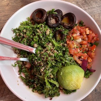 Carrot Express - Quinoa Breakfast Bowl - Wraps Near Me - Coconut Creek, Florida Carrot Express - Quinoa Breakfast Bowl - Wraps Near Me - Coconut Creek, Florida