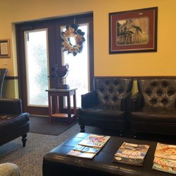 James J. Gift DDS, MS - Waiting area