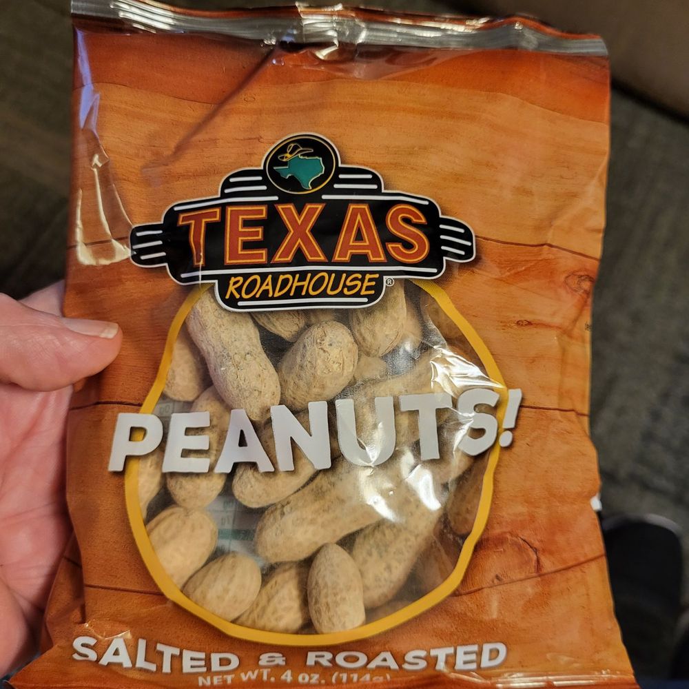 Texas Roadhouse - Complimentary peanuts - Steakhouses Near Me - Mount Dora, Florida