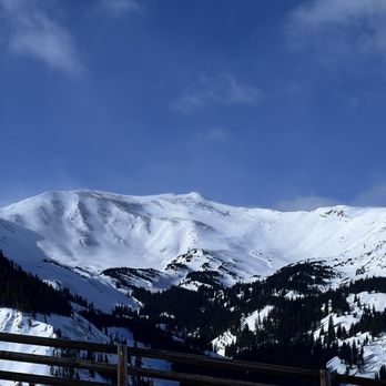 Snowmass Ski Resort - View from top of Elk Camp chair. - Ski Resorts Near Me - Snowmass Village, Colorado Snowmass Ski Resort - View from top of Elk Camp chair. - Ski Resorts Near Me - Snowmass Village, Colorado
