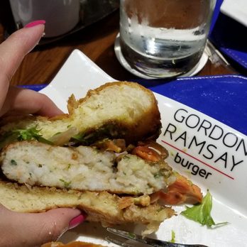 Gordon Ramsay Burger Las Vegas - The Shrimp & Lobster dissect wasn't as cute. - Burgers Near Me - Las Vegas, Nevada