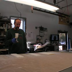 Mikes Custom Kanvas - Shop Photos