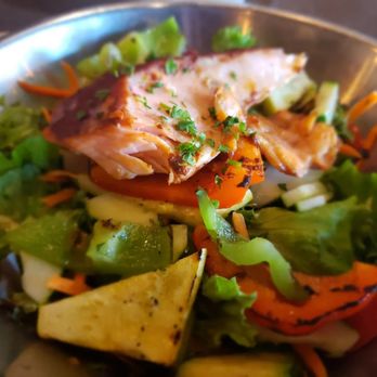 American Grub - Smoked salmon salad - Burgers Near Me - Tustin, California American Grub - Smoked salmon salad - Burgers Near Me - Tustin, California