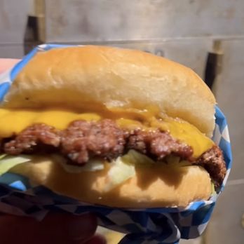 Fresh N Funky - Lil' Smasher - Food Trucks Near Me - Portland, Oregon