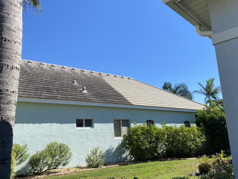 Slide of J&L Pressure Washing