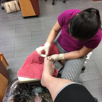 Sweet Nails and Spa - Maria in action!!! So good. - Nail Salons Near Me - Austin, Texas