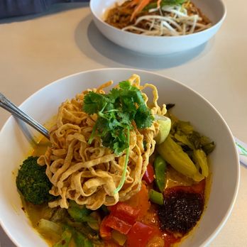 Hey Bangkok! - KAW SOY CURRY - Thai Near Me - Denver, Colorado Hey Bangkok! - KAW SOY CURRY - Thai Near Me - Denver, Colorado