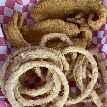 Westbank Grill - 3 fried fish filets with onion rings - Southern Near Me - Westwego, Louisiana