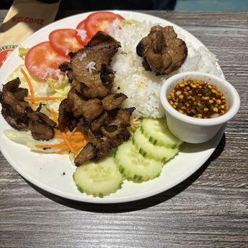 Deejai  Noodle Bar - Moo Ping - Thai Near Me - Charlotte, North Carolina
