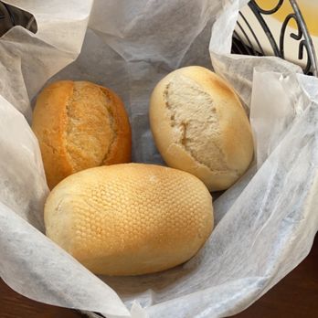 Los Andes Restaurant - Bread basket - Latin American Near Me - Providence, Rhode Island