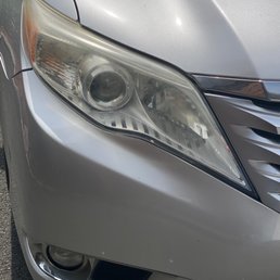 Toyota Avalon headlamp