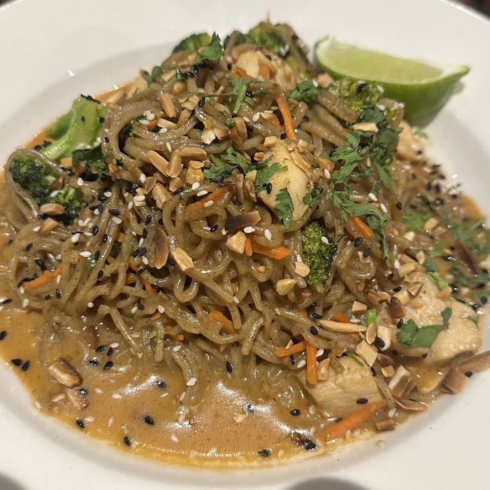 BJ's Restaurant & Brewhouse - Noodles Thai style noodles super yummy - Pizza Near Me - Irvine, California